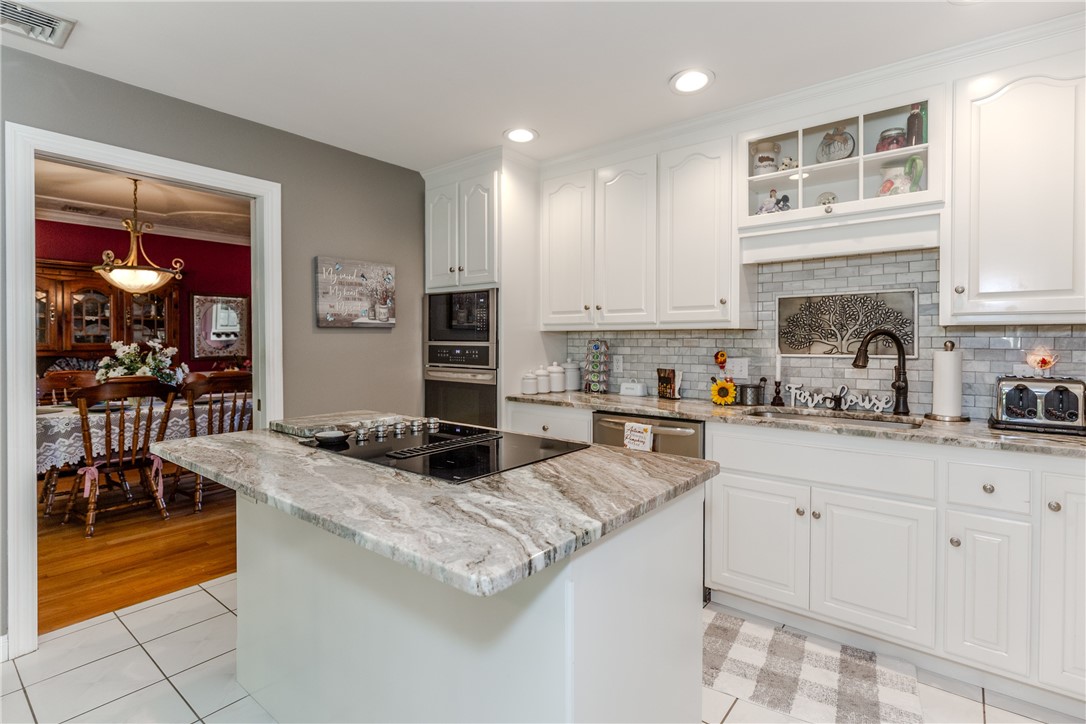 168 Old River Road Lincoln, RI 02865 - Photo 14 of 50