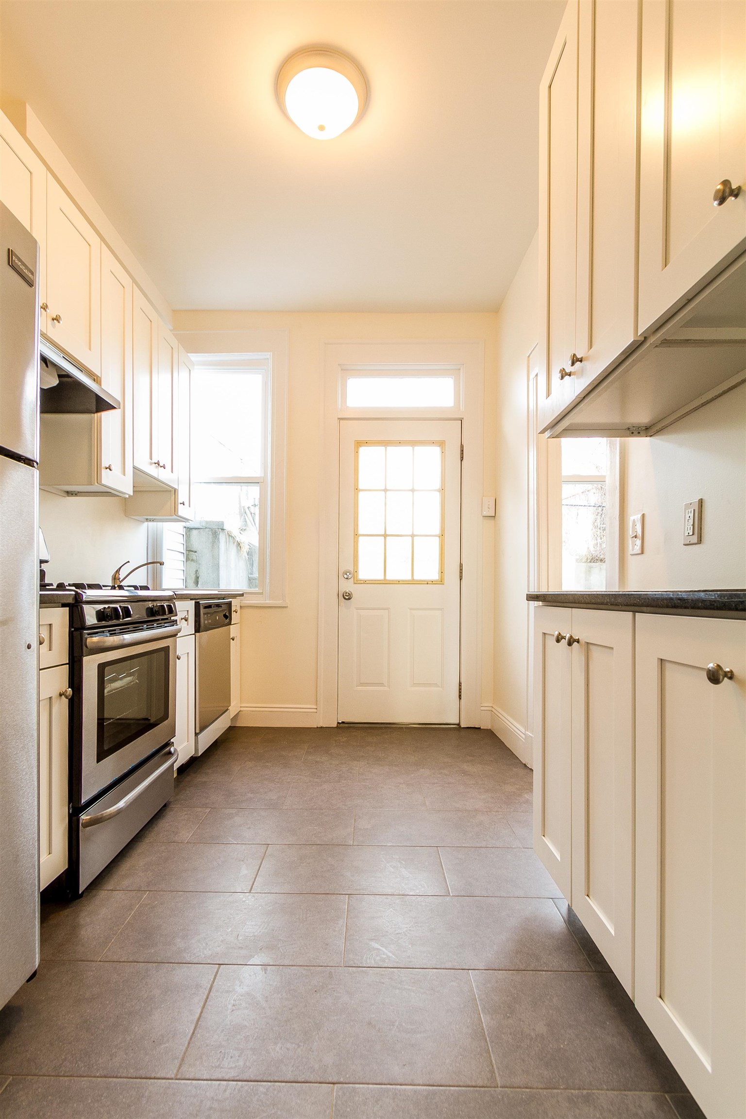 322 67th Street West New York, NJ 07093 - Photo 6 of 7