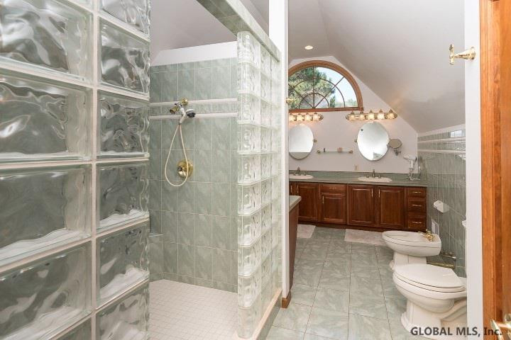 124 Maxwell Road Colonie, NY 12110 - Photo 25 of 50 Photo 25