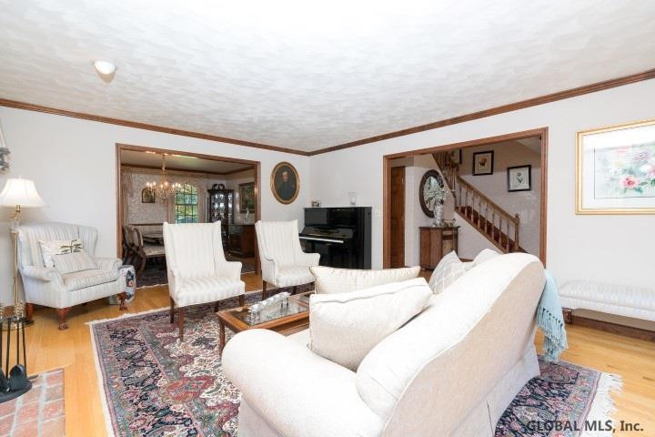 124 Maxwell Road Colonie, NY 12110 - Photo 4 of 50 Photo 4