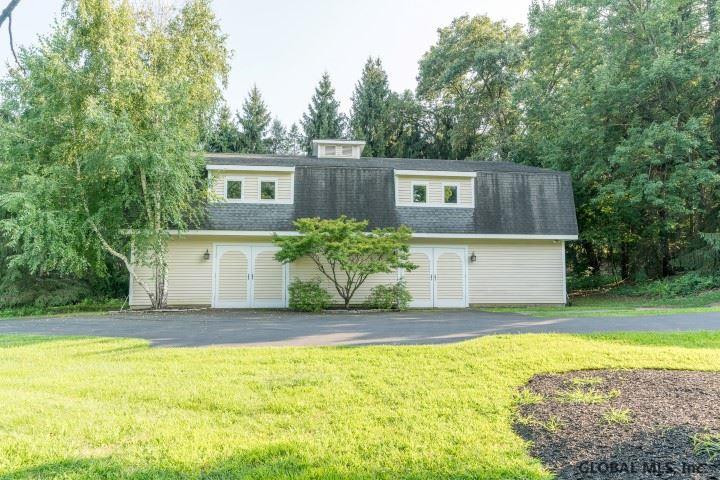 124 Maxwell Road Colonie, NY 12110 - Photo 41 of 50 Photo 41