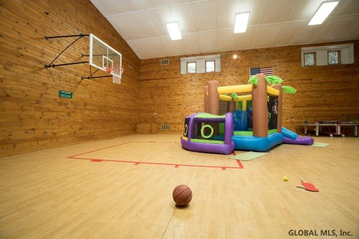 124 Maxwell Road Colonie, NY 12110 - Photo 42 of 50 Photo 42
