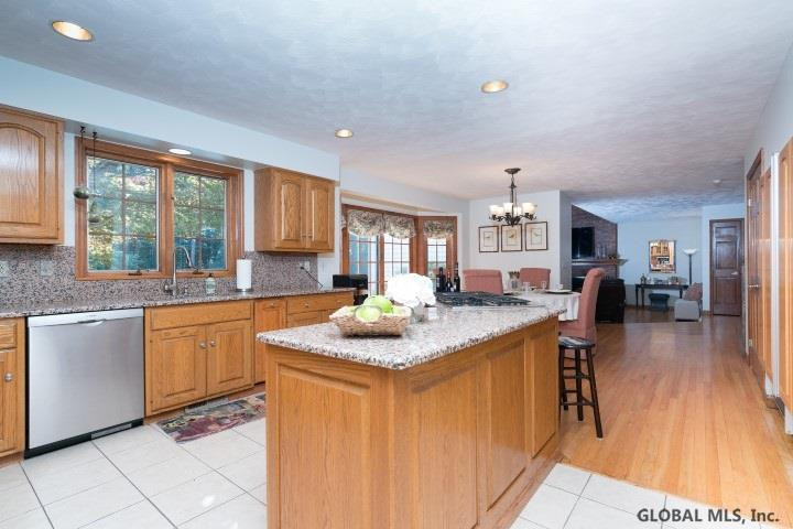 124 Maxwell Road Colonie, NY 12110 - Photo 9 of 50 Photo 9