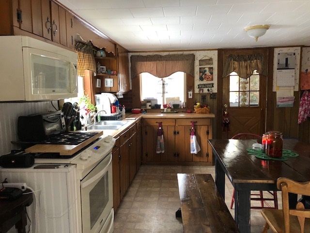 172 Walsh Road Wakefield, NH 03872 - Photo 12 of 29 Gallery Image 12