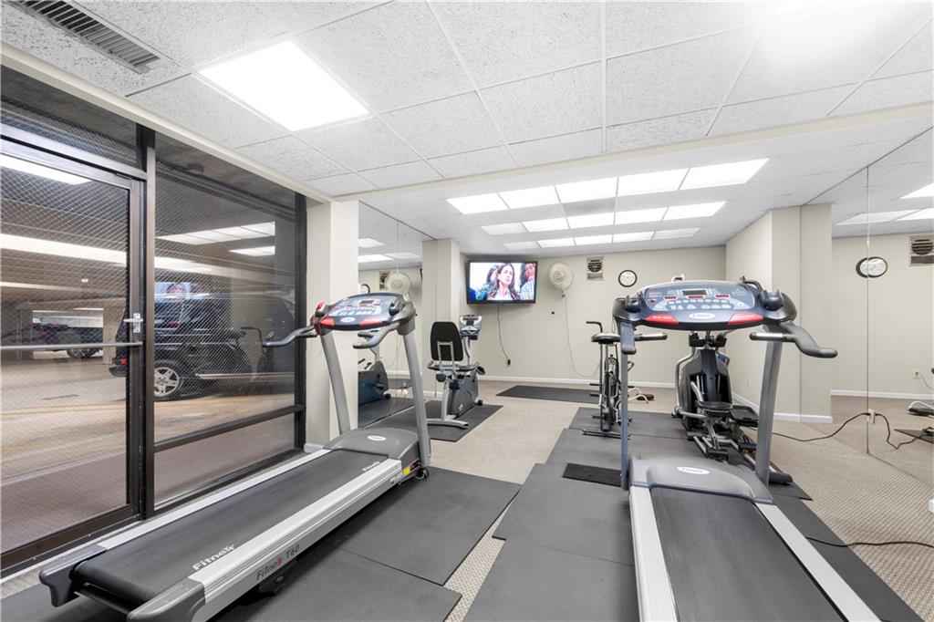 3530 Piedmont Road Northeast, Unit 12F Atlanta, GA 30305 - Photo 22 of 25