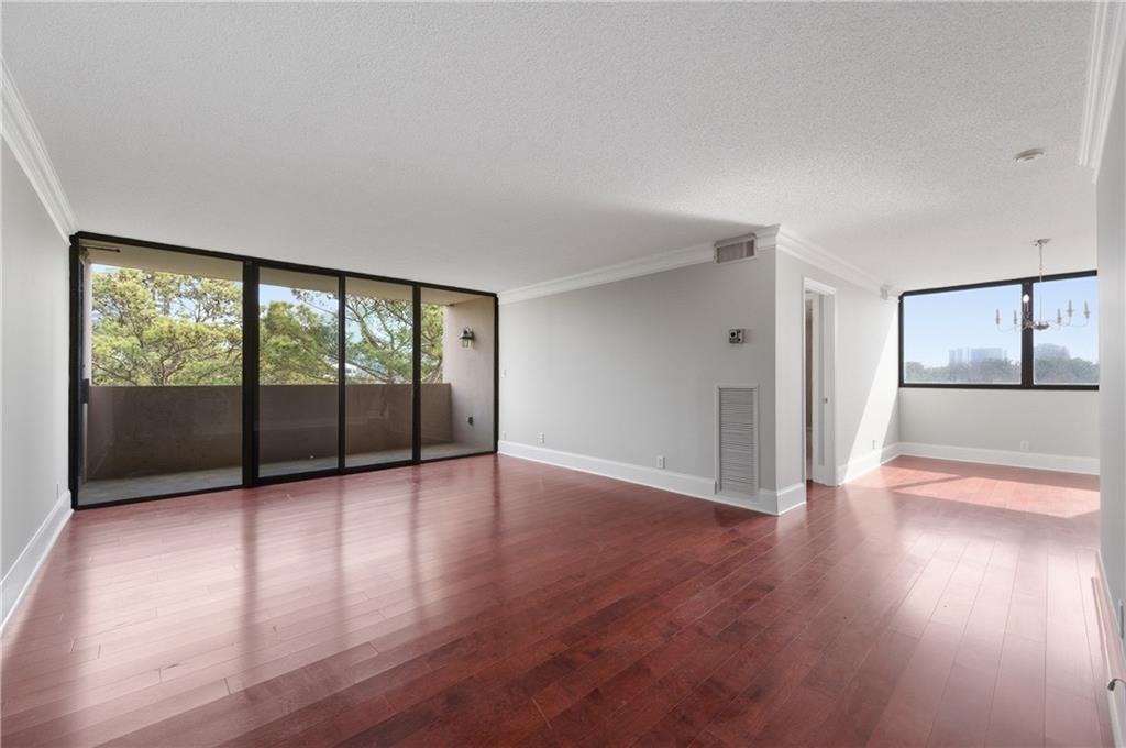 3530 Piedmont Road Northeast, Unit 12F Atlanta, GA 30305 - Photo 4 of 25