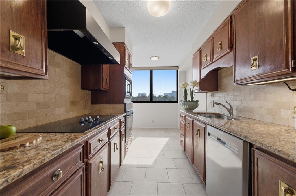 3530 Piedmont Road Northeast, Unit 12F Atlanta, GA 30305 - Photo 8 of 25