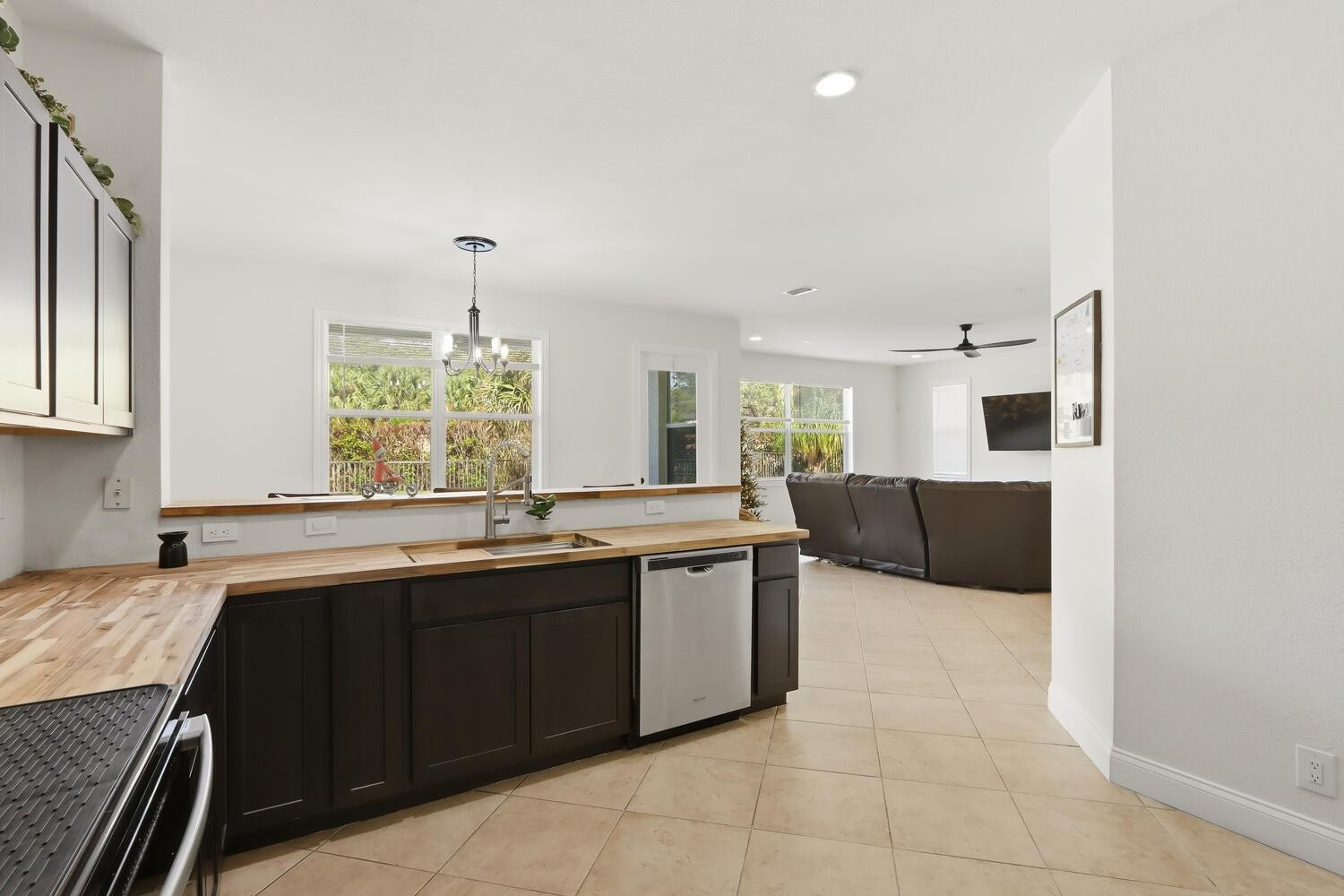 1085 Center Stone Lane Riviera Beach, FL 33404 - Photo 13 of 50 Photo 13