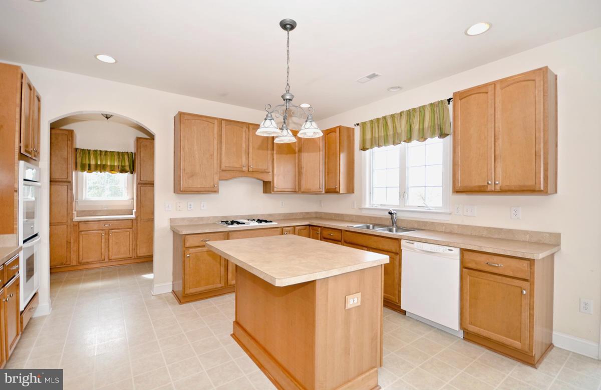 3106 Timber Ridge Circle White Hall, MD 21161 - Photo 6 of 30 Kitchen