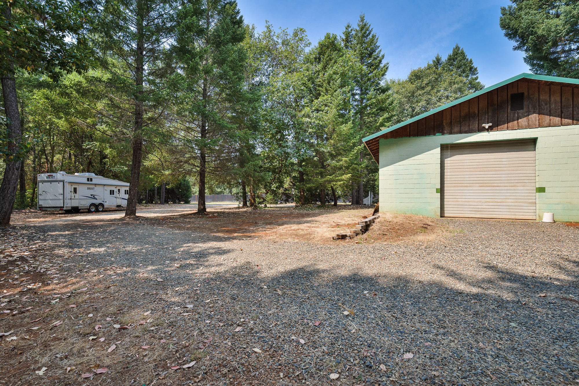 202 Draper Valley Road Selma, OR 97538 - Photo 16 of 29 202 Draper Valley Rd-005