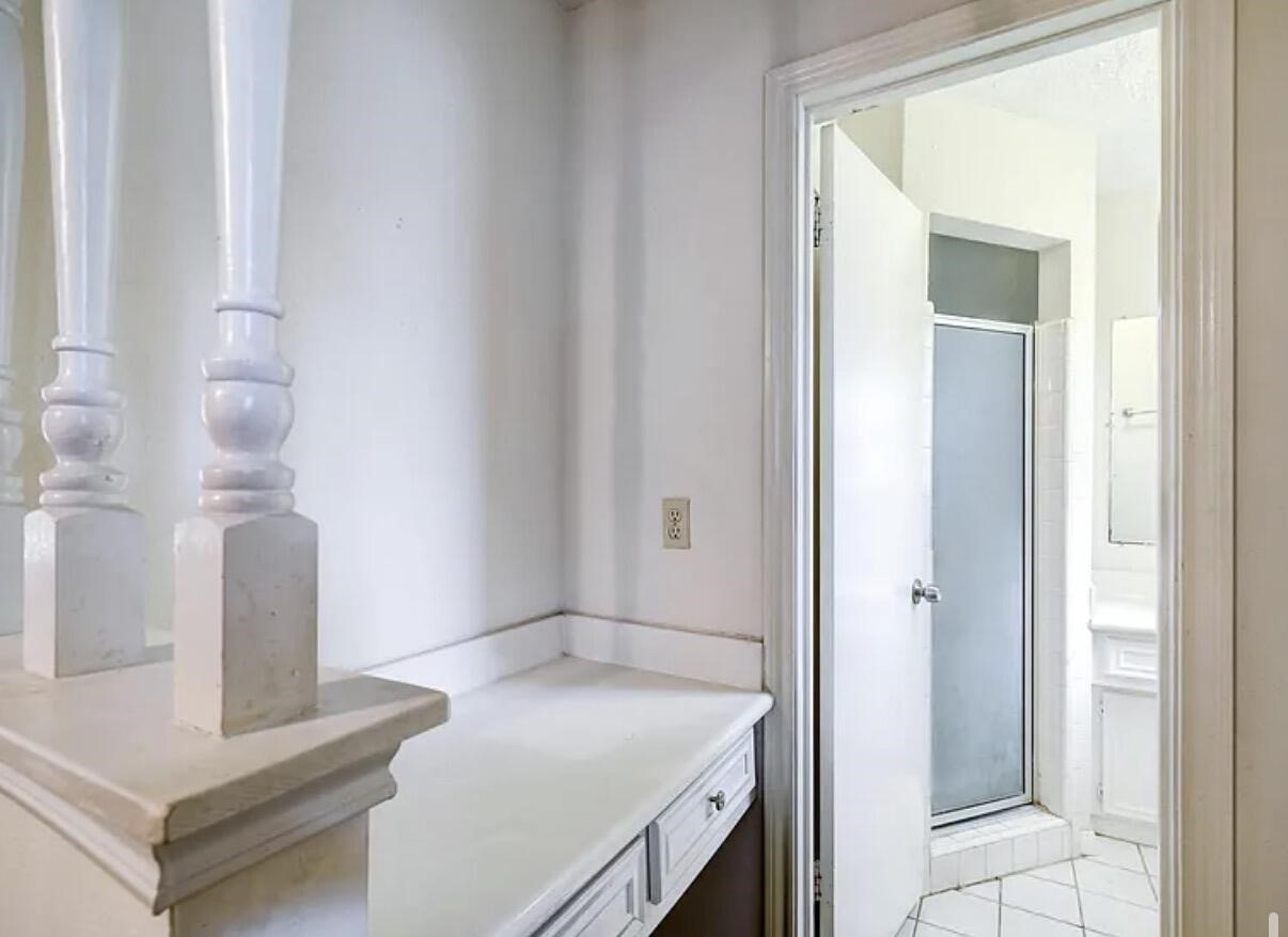 25403 Lynbriar Lane Spring, TX 77373 - Photo 7 of 9