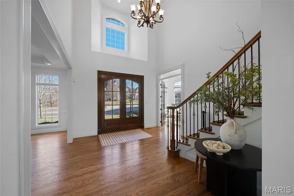 $2,500,000 | 1401 Fox Hill Farms Court, Chesterfield, MO 63005