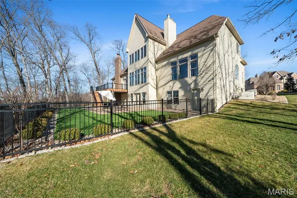 $2,500,000 | 1401 Fox Hill Farms Court, Chesterfield, MO 63005