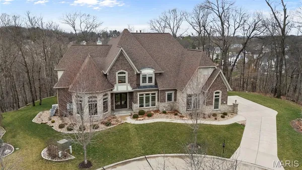 $2,500,000 | 1401 Fox Hill Farms Court, Chesterfield, MO 63005