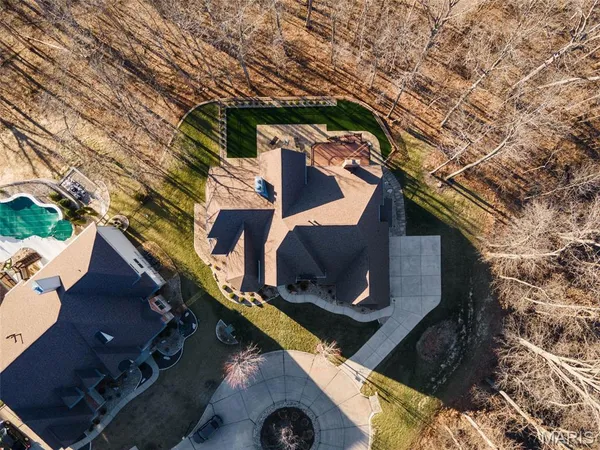 $2,500,000 | 1401 Fox Hill Farms Court, Chesterfield, MO 63005