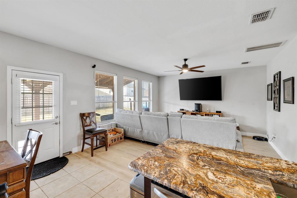 4029 Bridge Water Road Heartland, TX 75126 - Photo 16 of 39