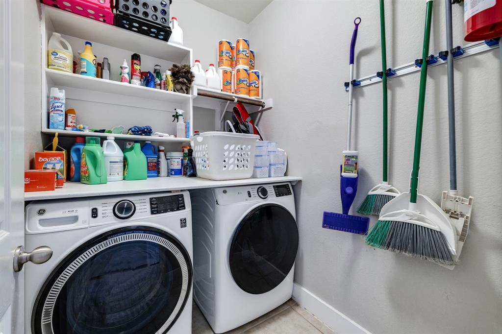 4029 Bridge Water Road Heartland, TX 75126 - Photo 24 of 39