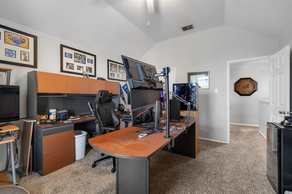 4029 Bridge Water Road Heartland, TX 75126 - Photo 35 of 39 Fourth Bedroom