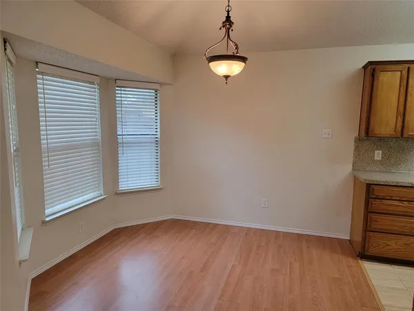 $1,995 | 509 Baylor Drive, Arlington, TX 76010