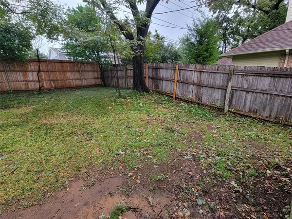 $1,995 | 509 Baylor Drive, Arlington, TX 76010