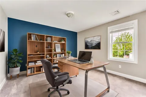 $579,000 | 239 Mauran Avenue, East Providence, RI 02914