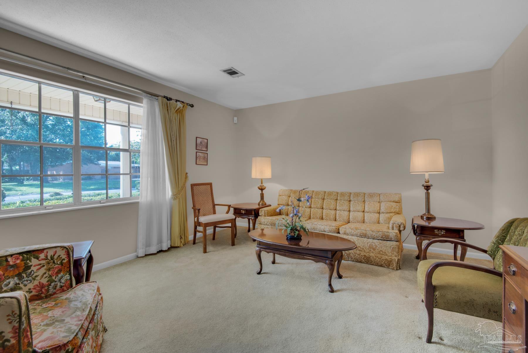6161 Angelina Road Pensacola, FL 32504 - Photo 11 of 45 Gallery Image 11