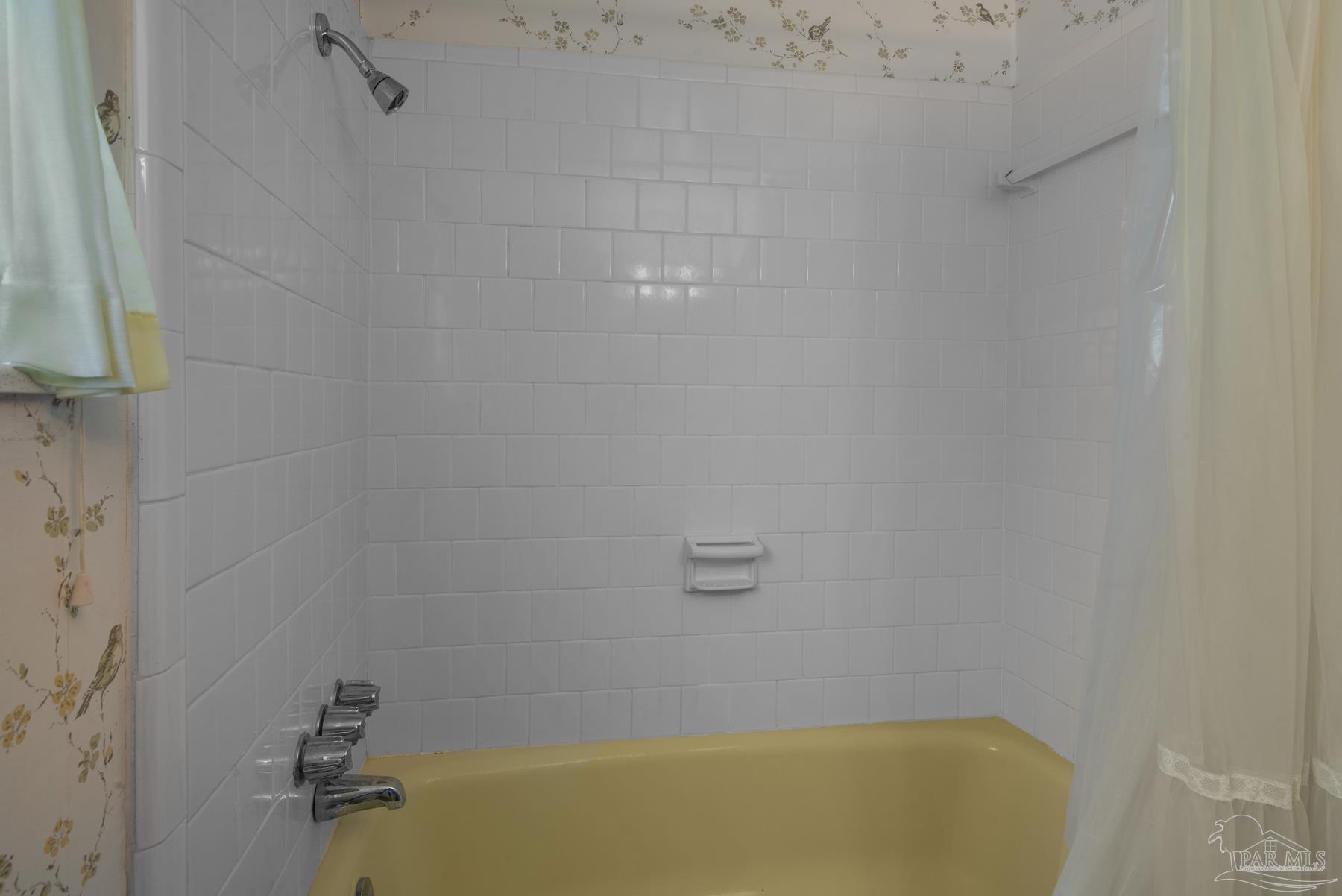 6161 Angelina Road Pensacola, FL 32504 - Photo 28 of 45 Gallery Image 28