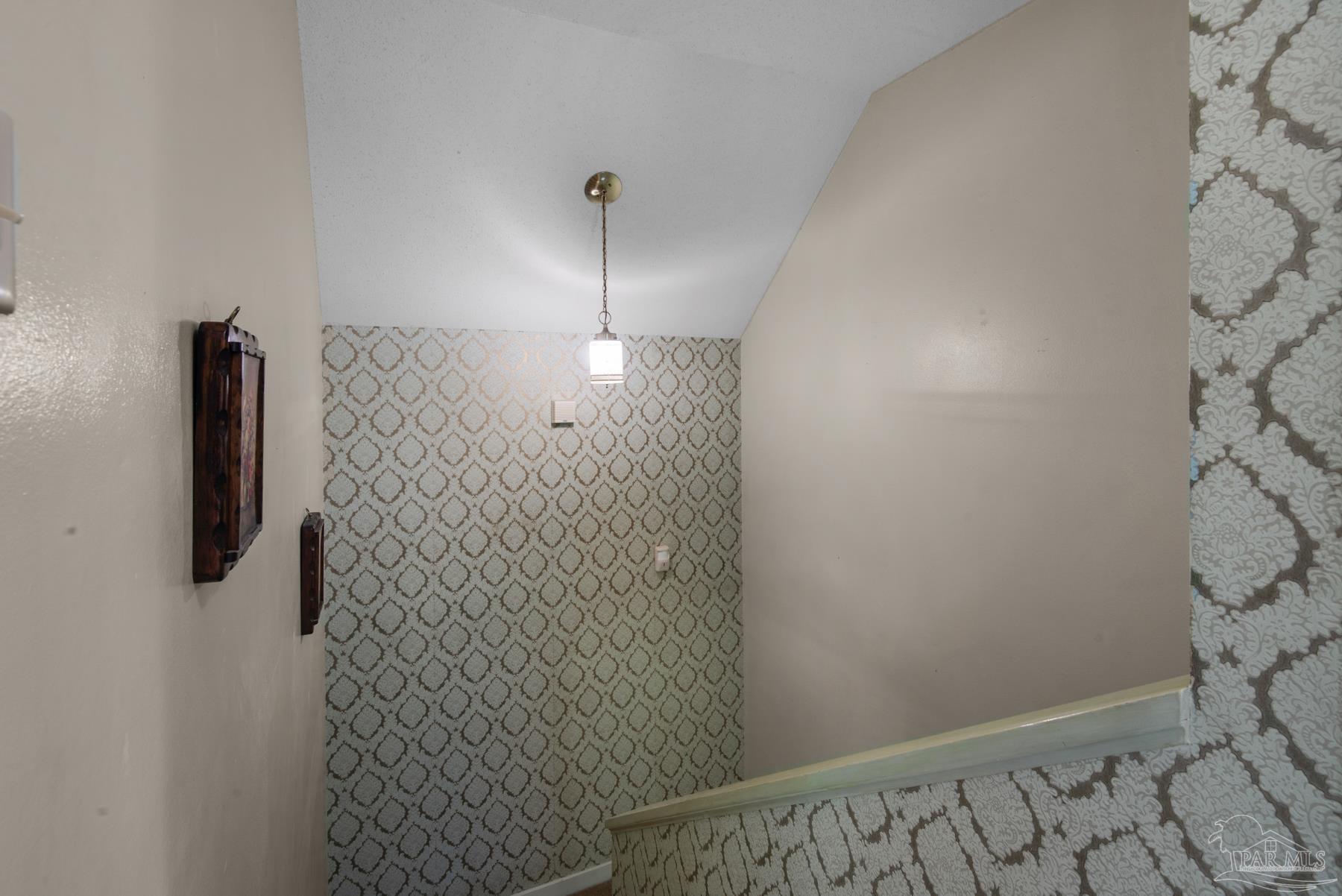6161 Angelina Road Pensacola, FL 32504 - Photo 29 of 45 Gallery Image 29