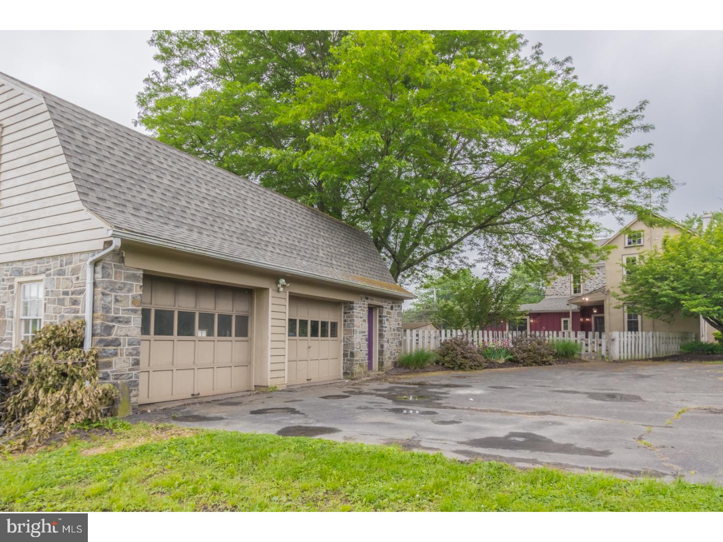 2731 Upper Ridge Road Pennsburg, PA 18073 - Photo 24 of 25 Garage