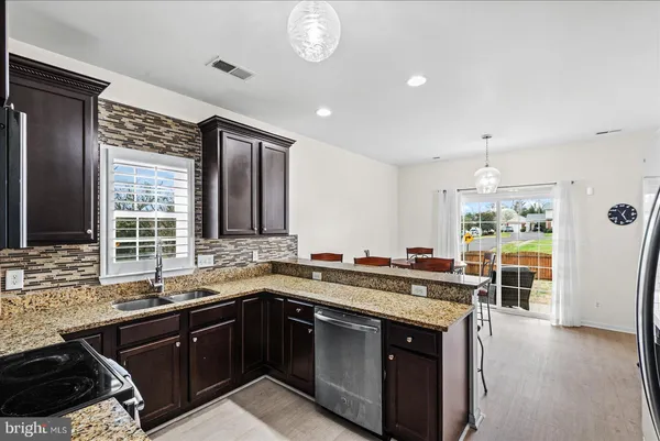 $2,750 | 140 Ridgeway Street, Fredericksburg, VA 22401