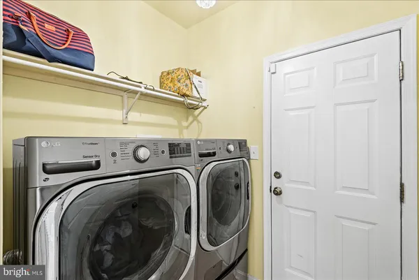 $2,750 | 140 Ridgeway Street, Fredericksburg, VA 22401