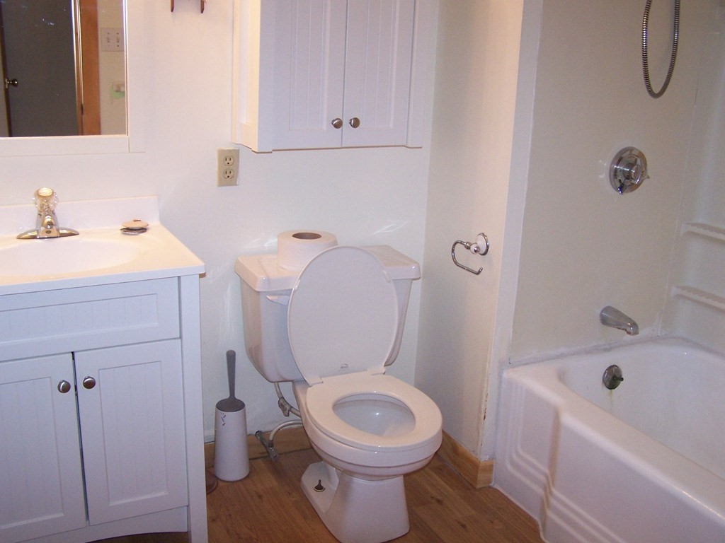 56 Cape Road Mendon, MA 01756 - Photo 23 of 26