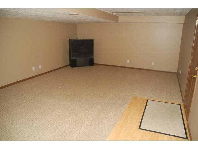375 Shale Ridge Court Powell, OH 43065 - Photo 14 of 23 Gallery Image 14