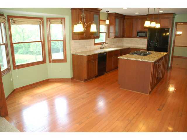 375 Shale Ridge Court Powell, OH 43065 - Photo 3 of 23 Gallery Image 3