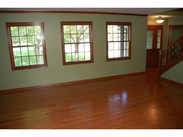 375 Shale Ridge Court Powell, OH 43065 - Photo 4 of 23 Gallery Image 4