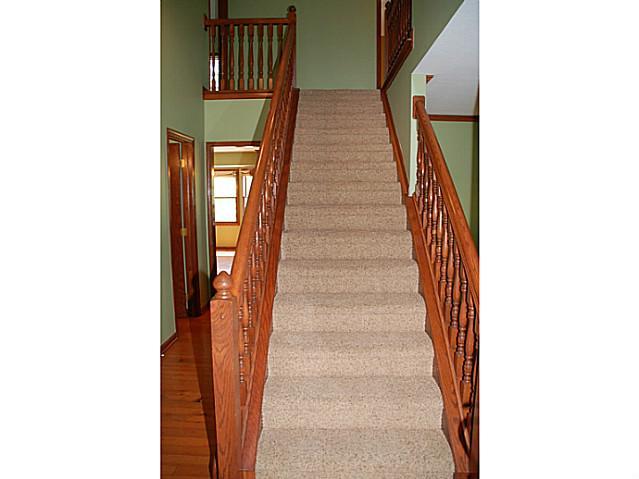 375 Shale Ridge Court Powell, OH 43065 - Photo 9 of 23 Gallery Image 9