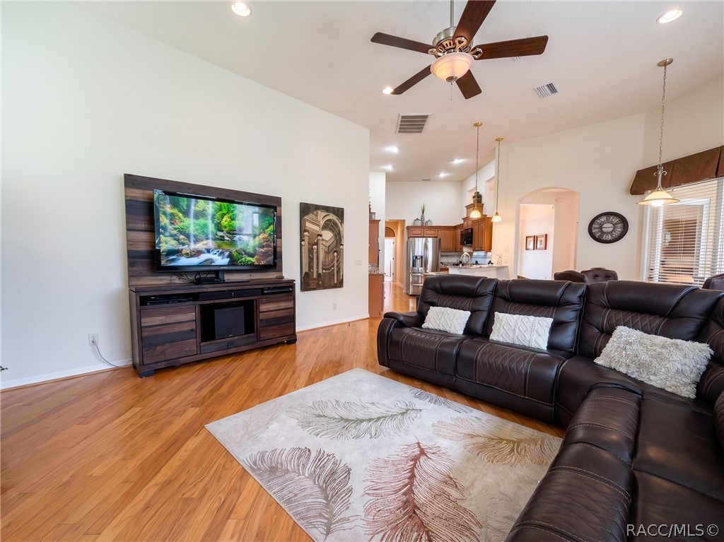 286 West Redsox Path Hernando, FL 34442 - Photo 11 of 62
