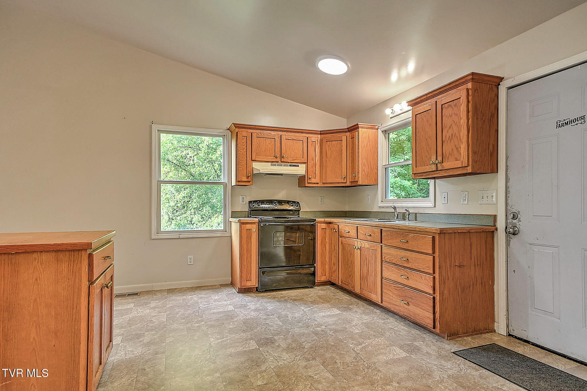 655 Wadlow Gap Road Kingsport, TN 37660 - Photo 54 of 66 13-web-or-mls-649 Wadalow Gap DP-14