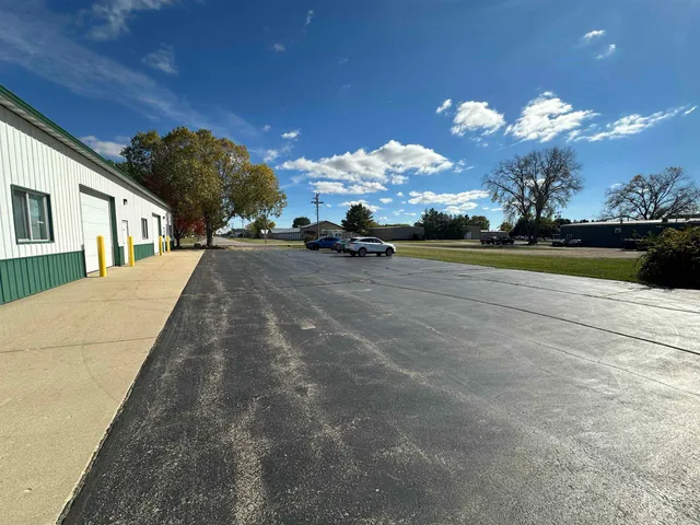 $1,500 | 2900 Graybill Drive, Unit 103, Beloit, WI 53511