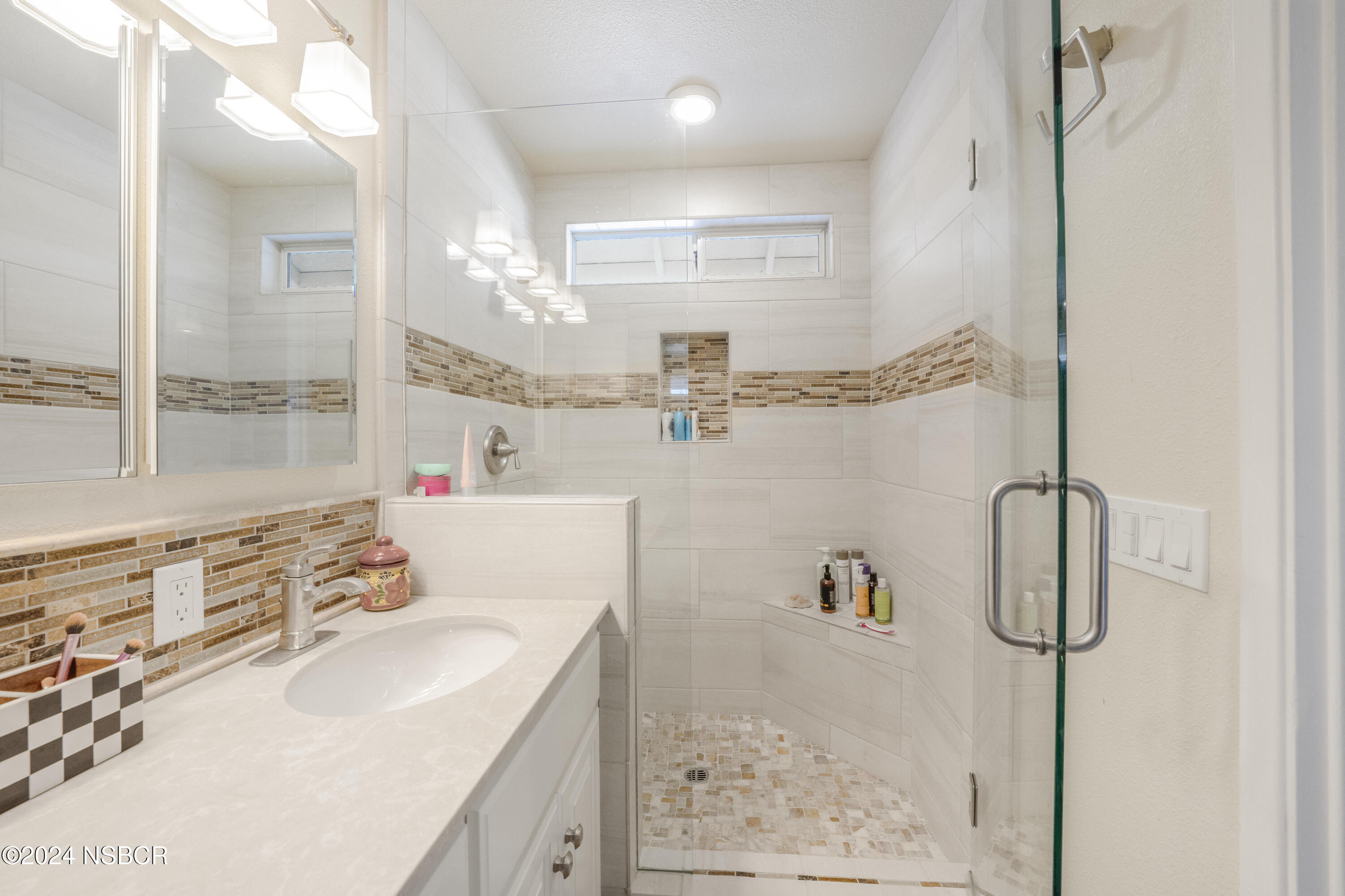 1141 Arnold Avenue Lompoc, CA 93436 - Photo 29 of 38 DSC05665