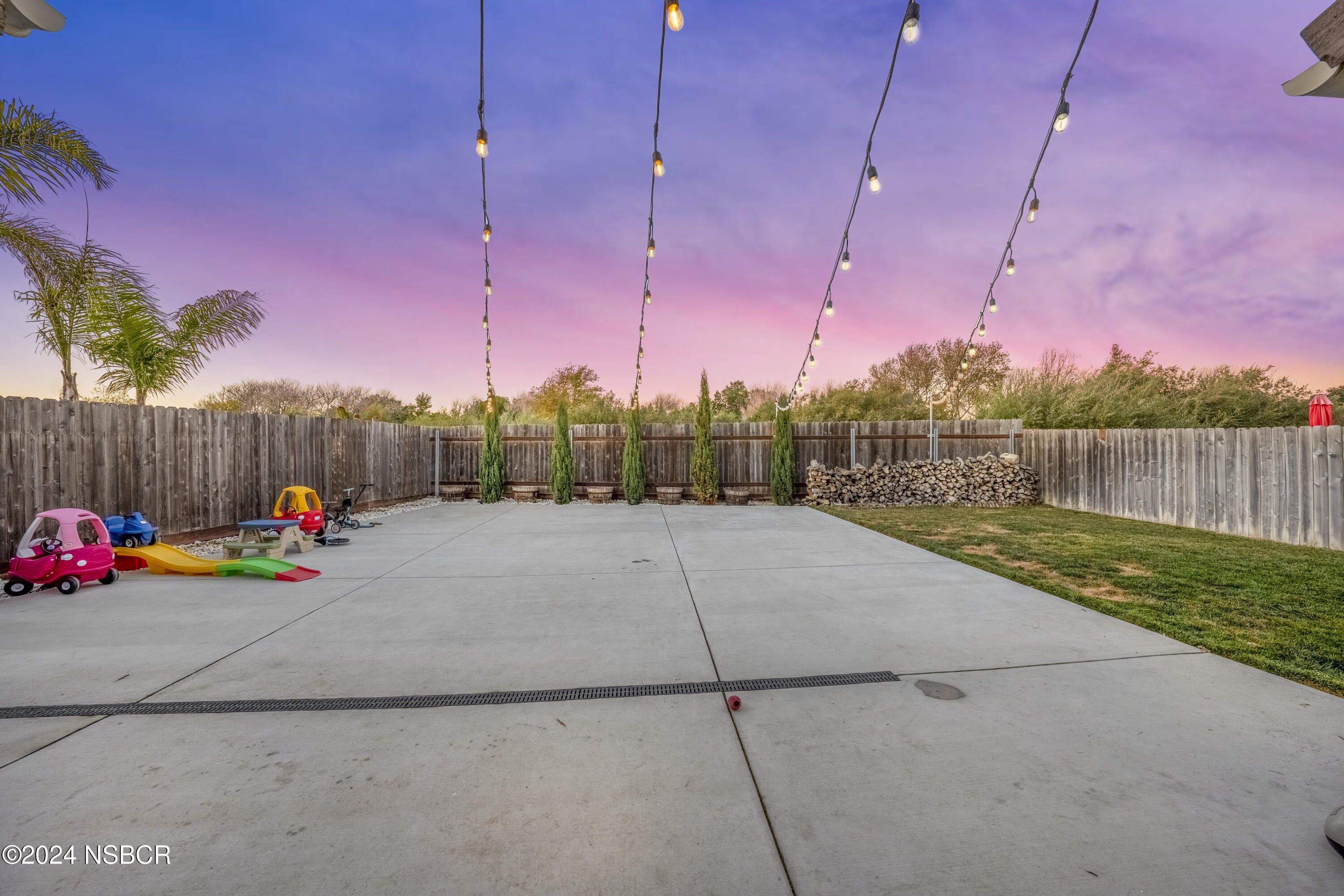 1141 Arnold Avenue Lompoc, CA 93436 - Photo 33 of 38 DSC05710_Twilight