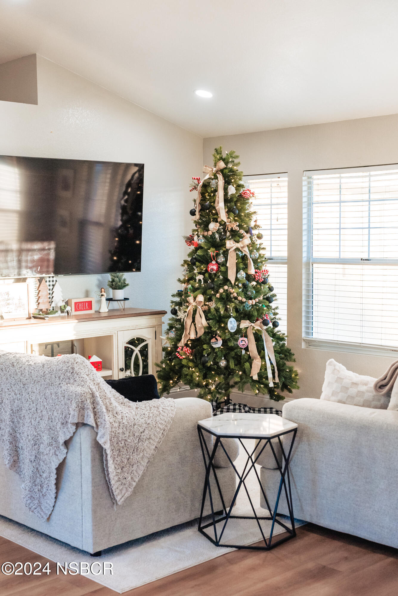 1141 Arnold Avenue Lompoc, CA 93436 - Photo 7 of 38 ARNOLD DETAIL-2