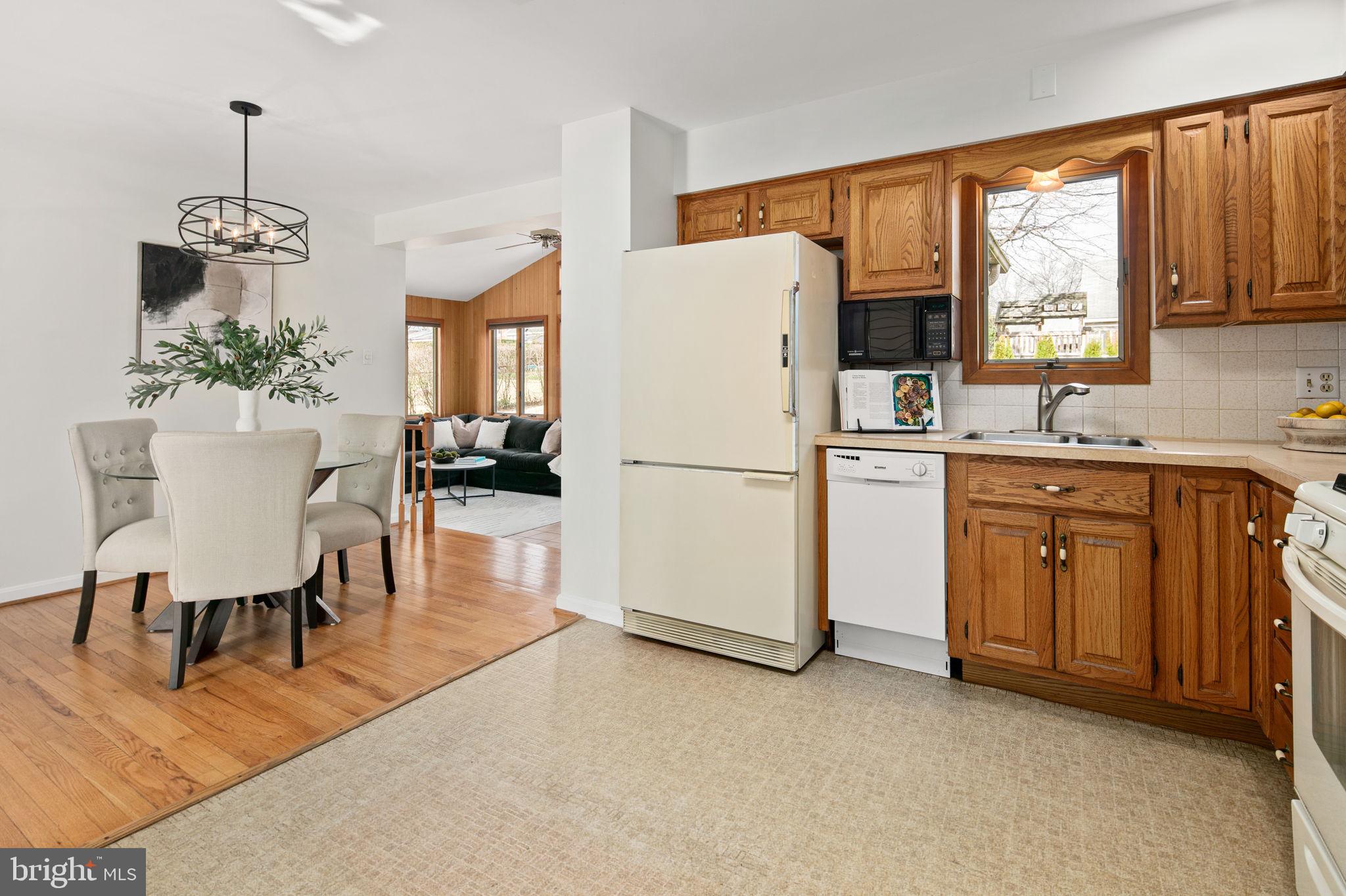 5918 Augusta Drive Springfield, VA 22150 - Photo 21 of 45 Kitchen
