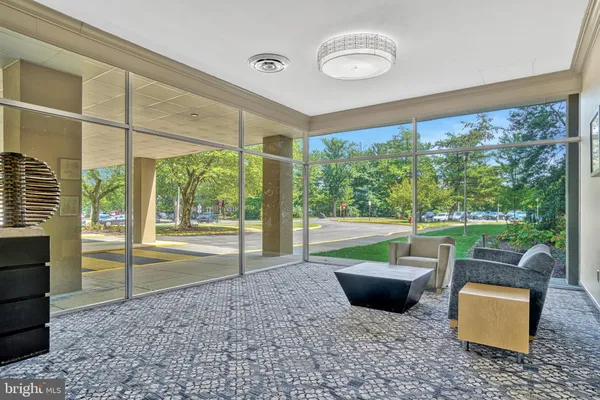 $2,100 | 6621 Wakefield Drive, Unit 510, Alexandria, VA 22307