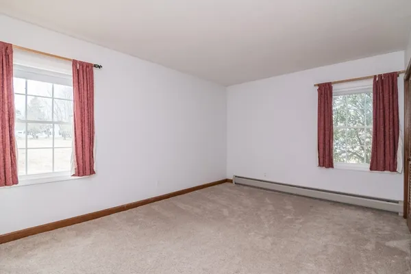 $725,000 | 89 Potwine Lane, Amherst, MA 01002