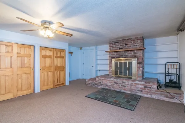 $725,000 | 89 Potwine Lane, Amherst, MA 01002