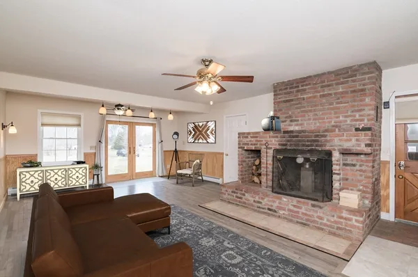 $725,000 | 89 Potwine Lane, Amherst, MA 01002