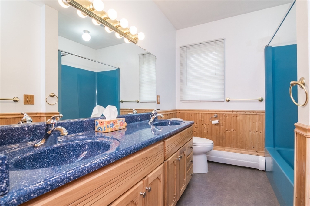 89 Potwine Lane Amherst, MA 01002 - Photo 31 of 37