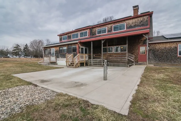 $725,000 | 89 Potwine Lane, Amherst, MA 01002