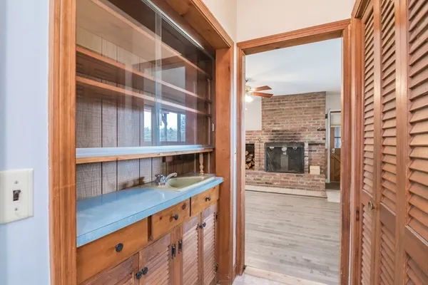 $725,000 | 89 Potwine Lane, Amherst, MA 01002